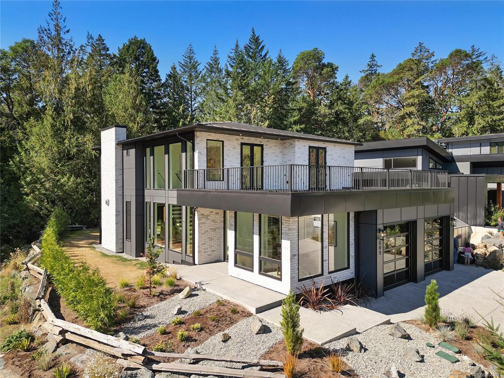 Second View of 609 Medalist Ave, Colwood, BC, V9C 0R7
