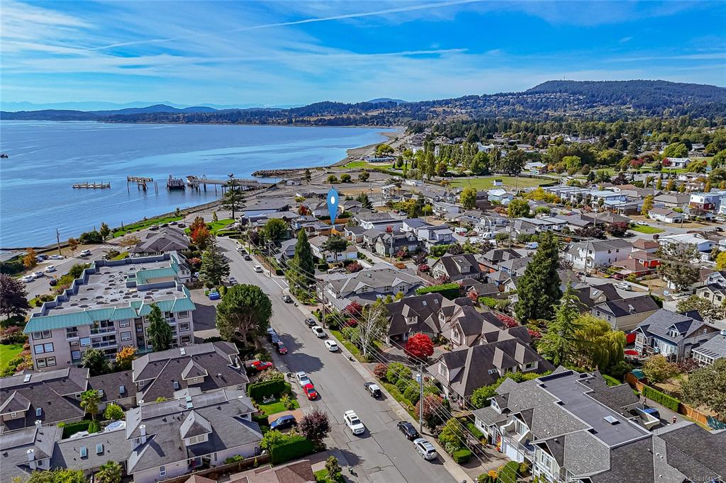 Third View of 2485 Orchard Ave, Sidney, BC, V8L 1V4
