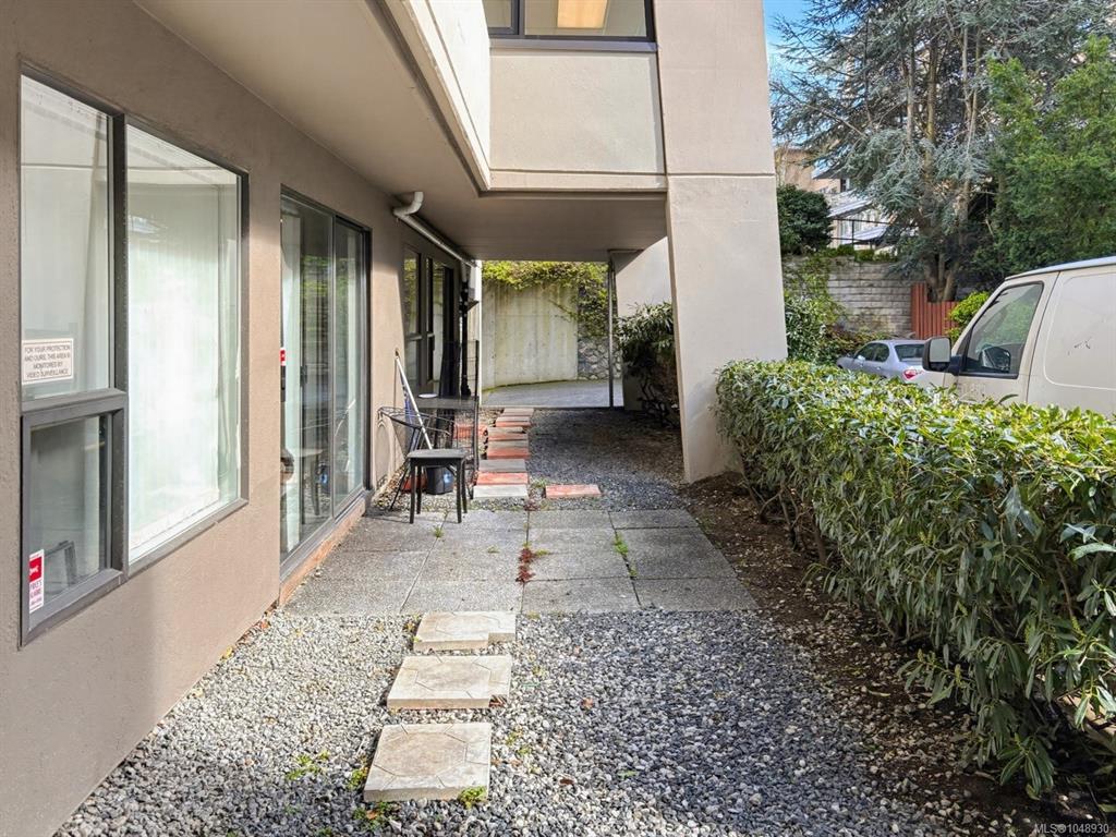 Fourth View of 821 Burdett Ave, Victoria, BC, V8W 1B3