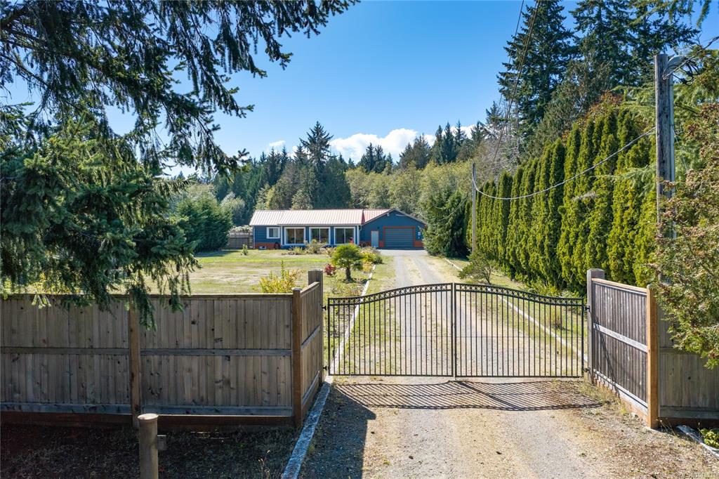 5212 Gainsberg Rd, 1048933, BC,