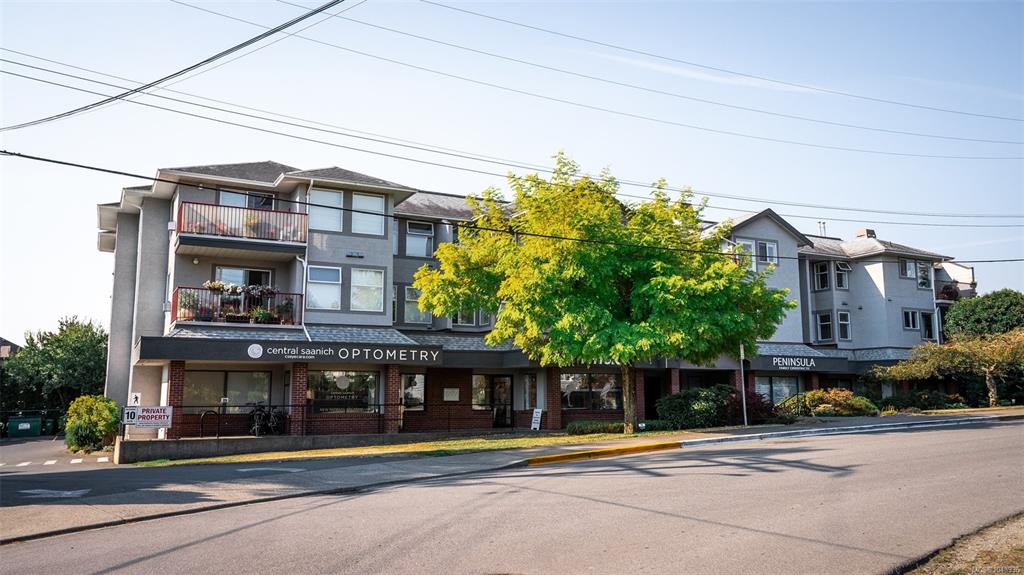 Second View of 7865 Patterson Rd, Central Saanich, BC, V8M 2C7