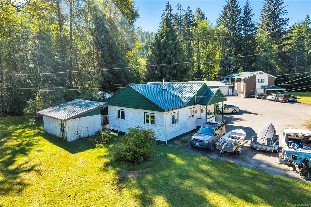 Fifth View of 1260 Sayward Rd, Sayward, BC, V0P 1R0