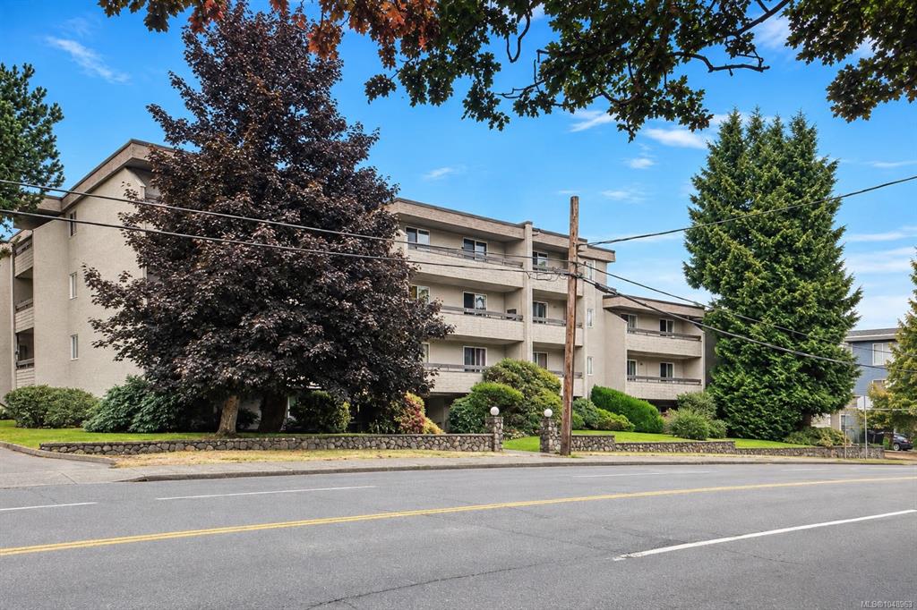 3235 Quadra St, 1048963, BC,