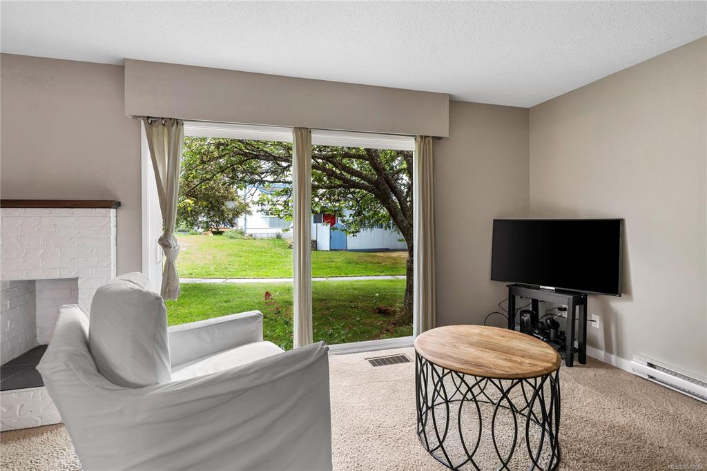 Fourth View of 3987 Gordon Head Rd, Saanich, BC, V8N 3X5