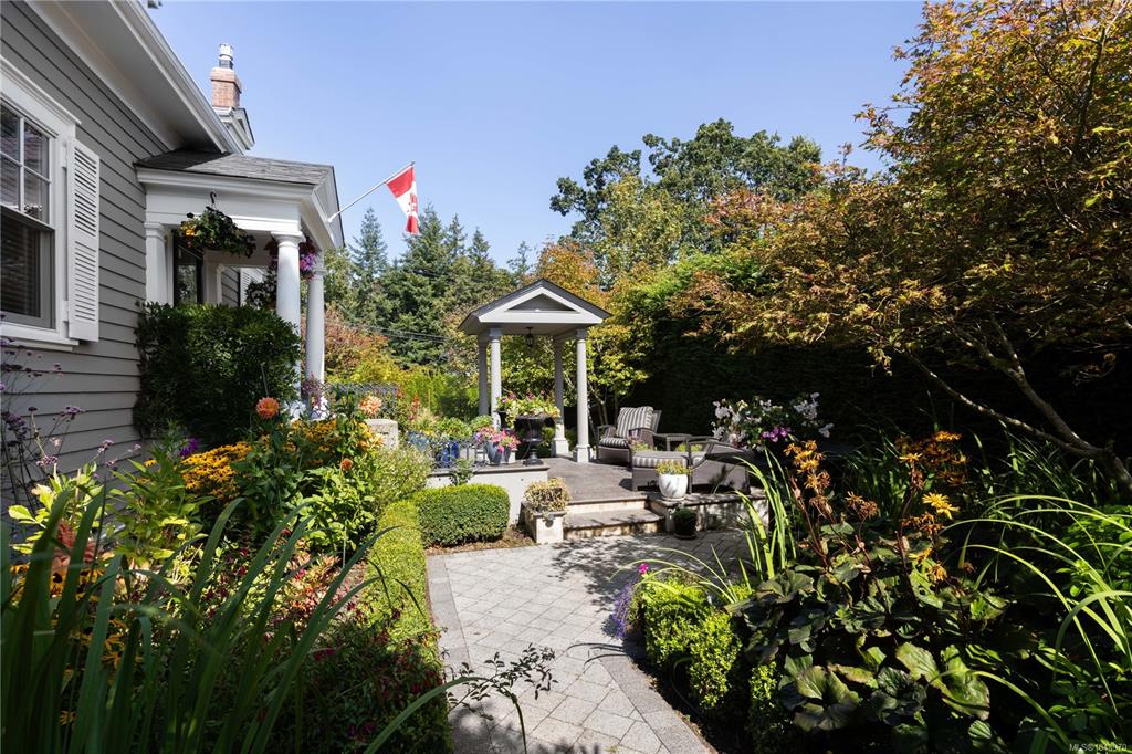 Fourth View of 2655 Shady Lane, Oak Bay, BC, V8R 6T6
