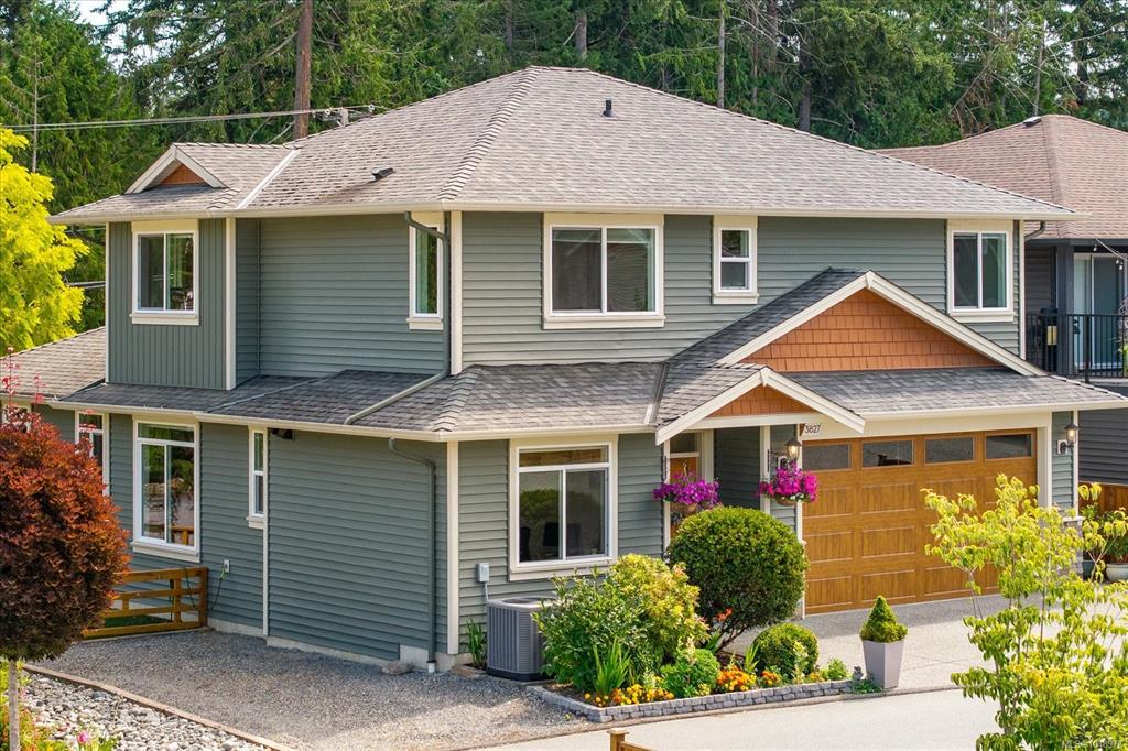 3827 Jingle Pot Rd, 1048978, BC,