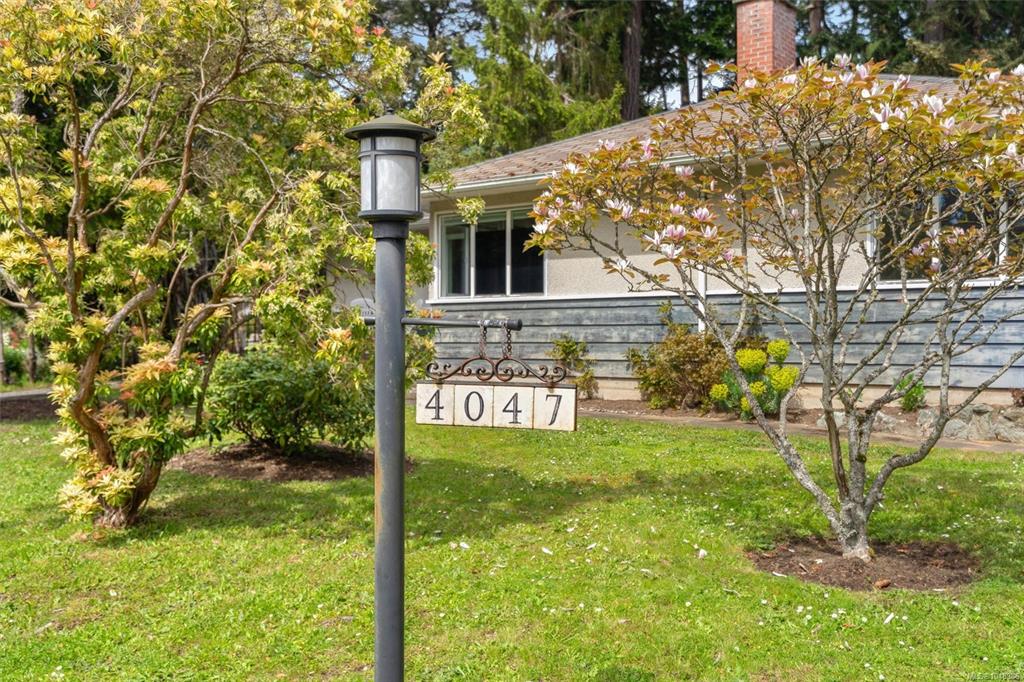 Fifth View of 4047 Haro Rd, Saanich, BC, V8N 4B3