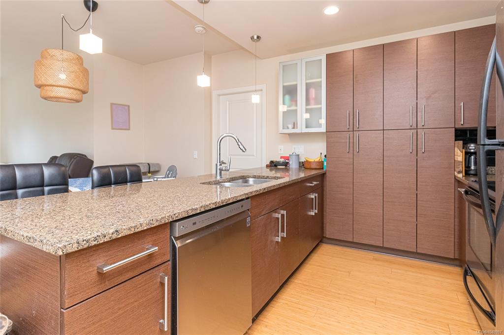Fourth View of 4394 West Saanich Rd, Saanich, BC, V8Z 0B5