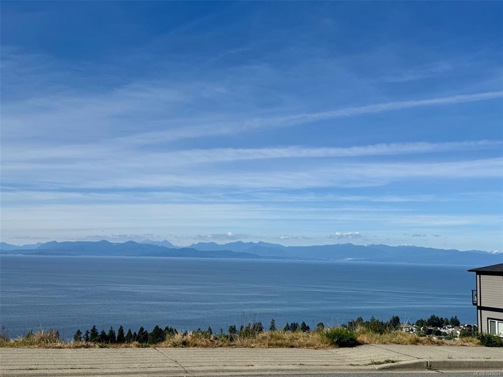 Second View of 5320 Dewar Rd, Nanaimo, BC, V9T 3G3