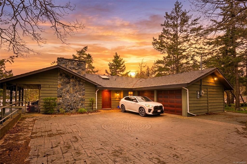 Third View of 3610 Outrigger Rd, Nanoose Bay, BC, V9P 9H3