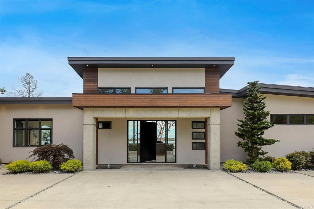 Third View of 1724 Oak Leaf Dr, Oak Point Estates, Nanoose Bay, BC, V9P 9J4