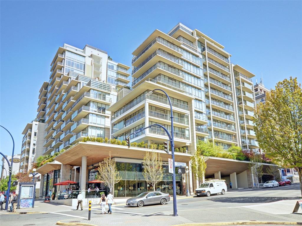 708 Burdett Ave, 1049026, BC,