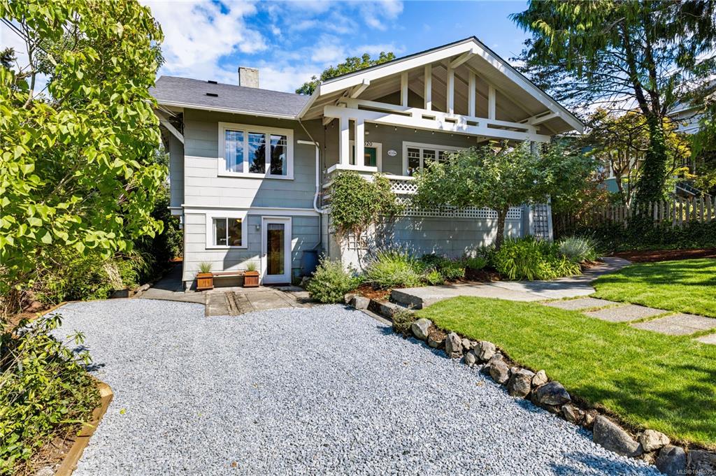 1320 Bond St, 1049039, BC,