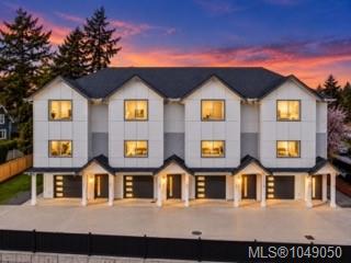 Second View of 621 Broadway St, Saanich, BC, V8Z 2G5