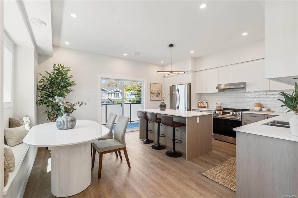 921 Dale St, 1049060, BC,