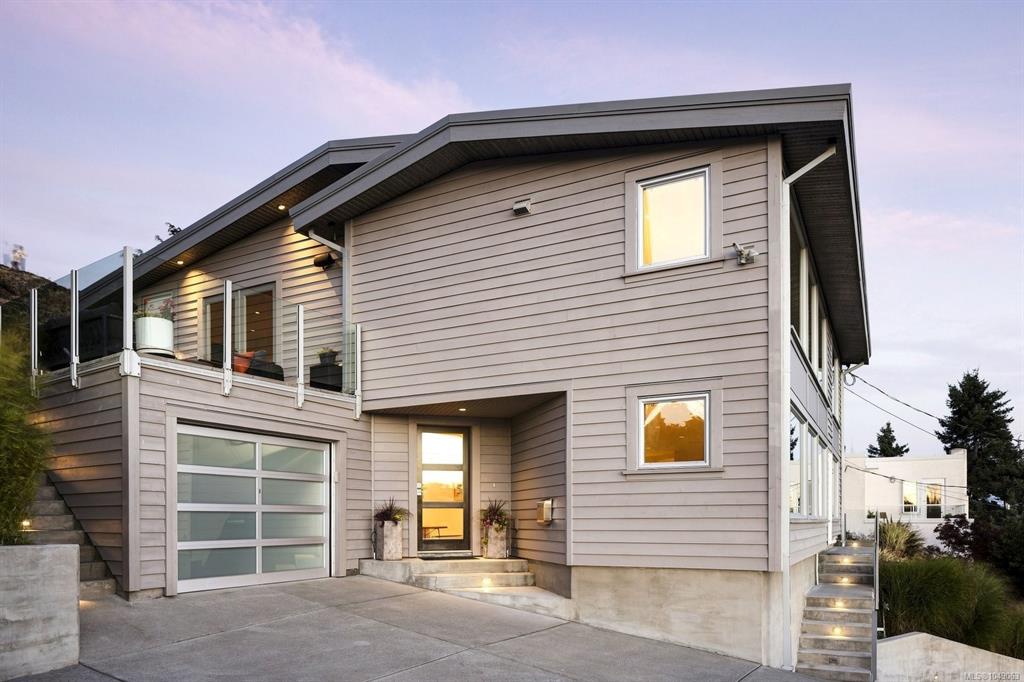 Fourth View of 532 Beach Dr, Oak Bay, BC, V8S 2M5