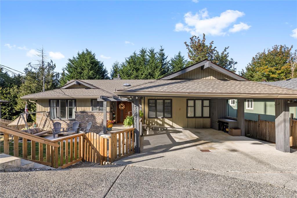 Fourth View of 3557 Fairview Dr, Nanaimo, BC, V9T 4R5