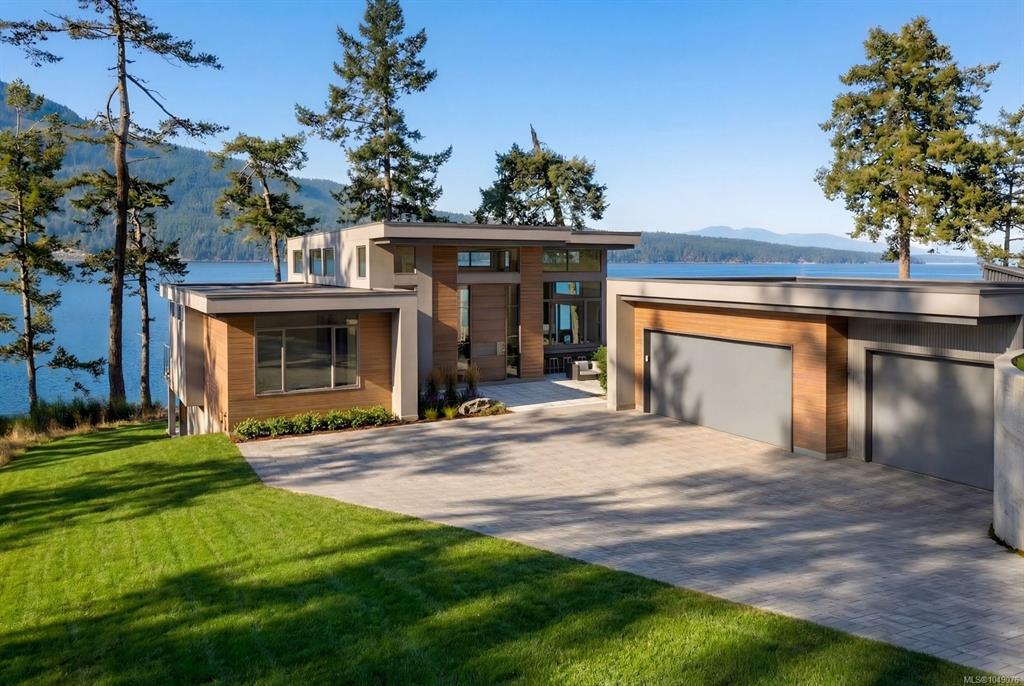 770 Lands End Rd, 1049076, BC,