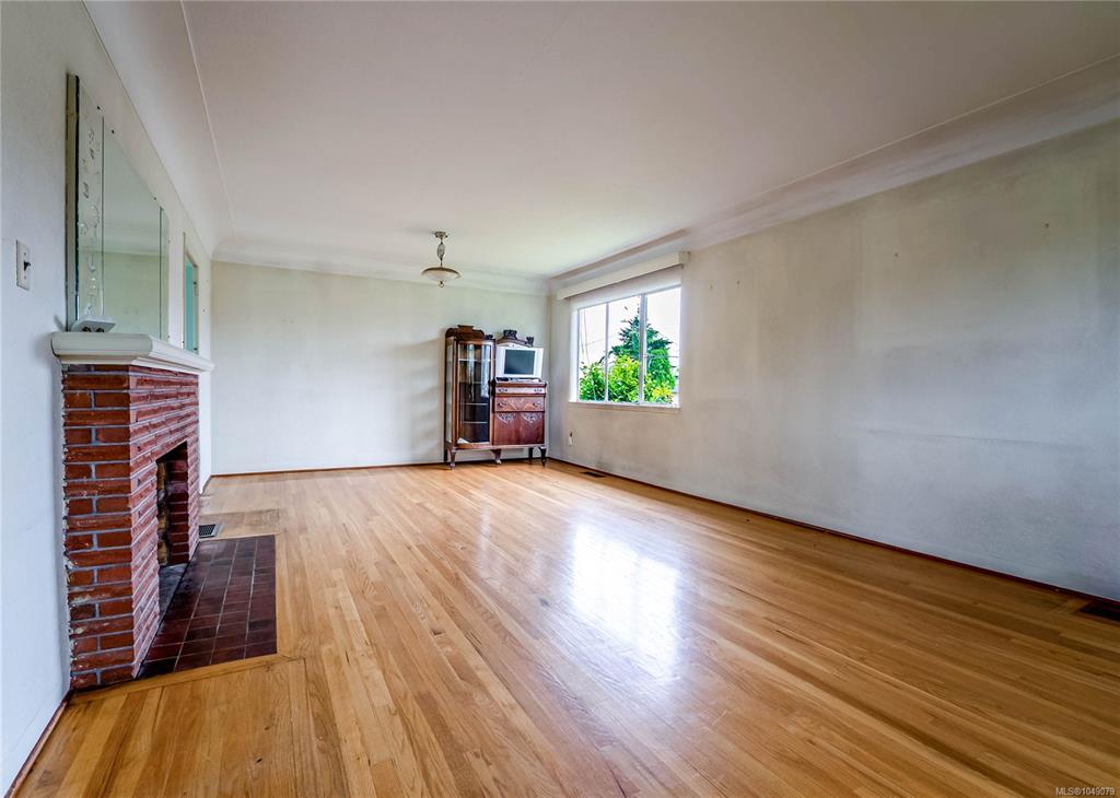 Fourth View of 1673 North Dairy Rd, Saanich, BC, V8P 1C5