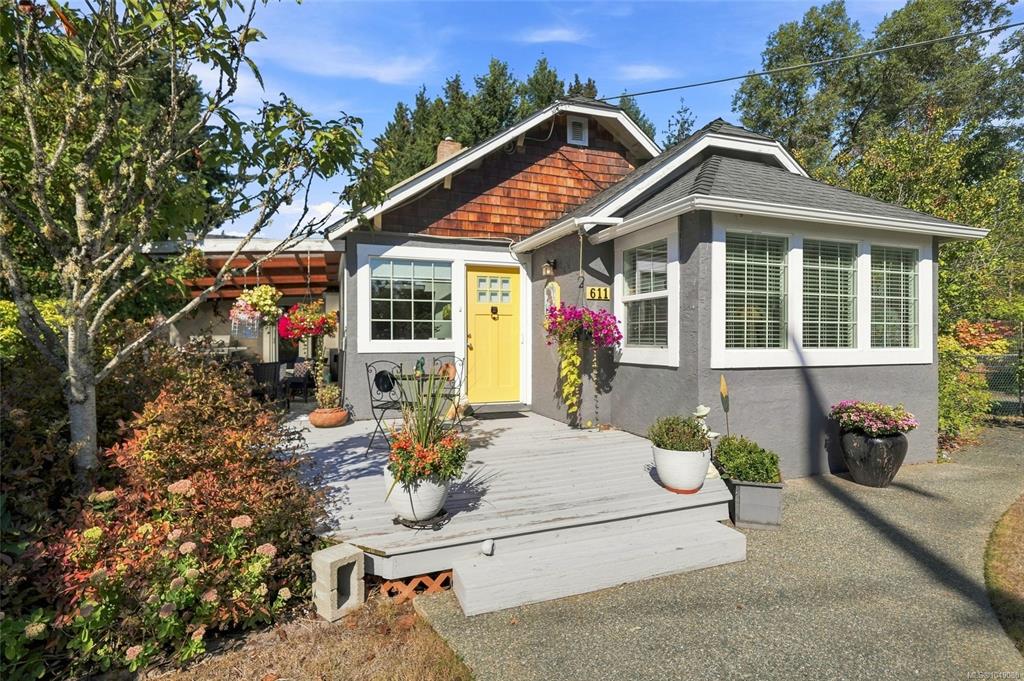 Fifth View of 611 Pioneer Cres, Parksville, BC, V9P 1T5