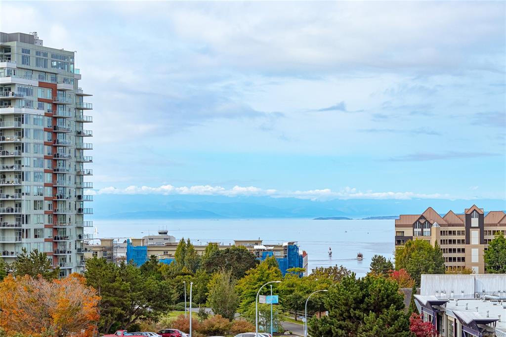 Fourth View of 379 Tyee Rd, Dockside Green, Victoria, BC, V9A 0B4