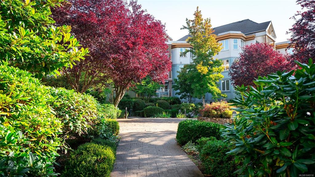 Second View of 494 Marsett Pl, Park Royal Place, Saanich, BC, V8Z 7J1