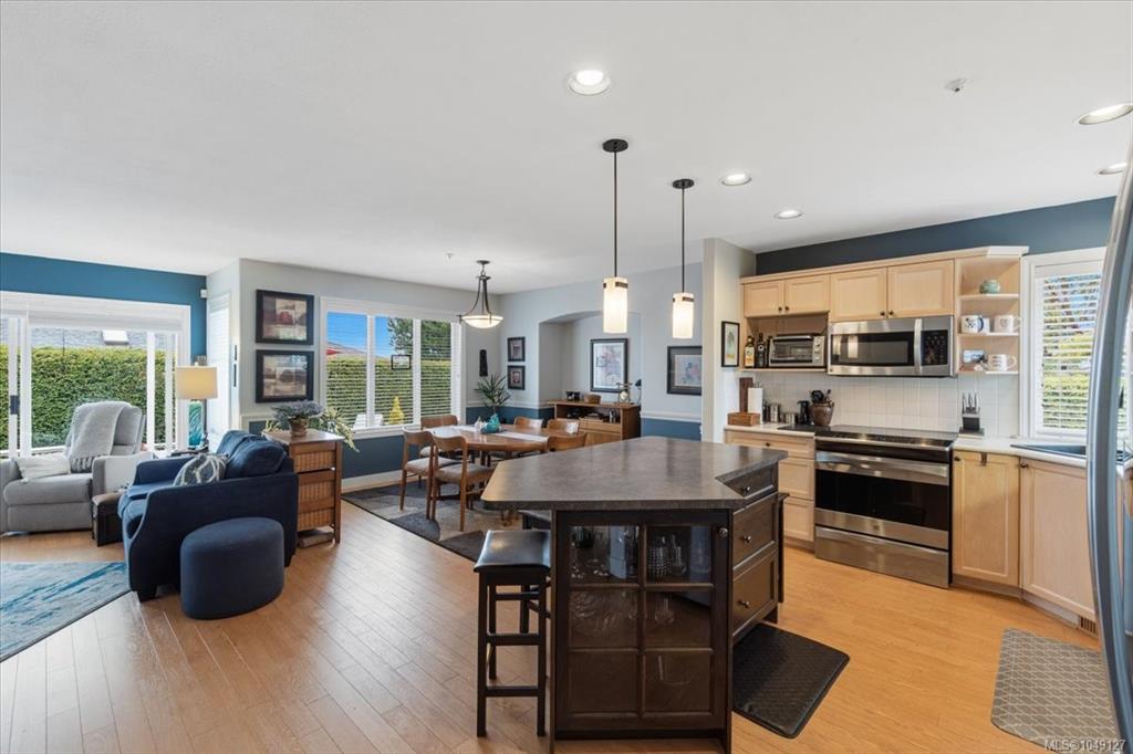 Fifth View of 6595 Groveland Dr, Nanaimo, BC, V9V 1S6