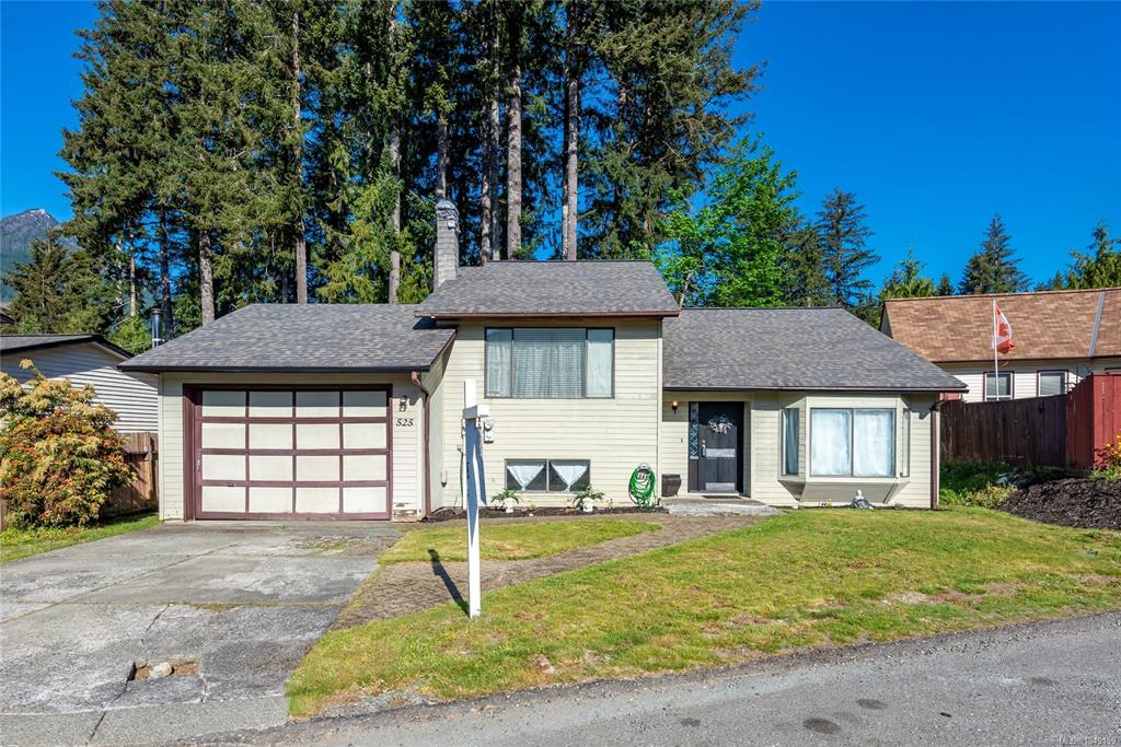 Second View of 525 Muchalat Crt, Gold River, BC, V0P 1G0