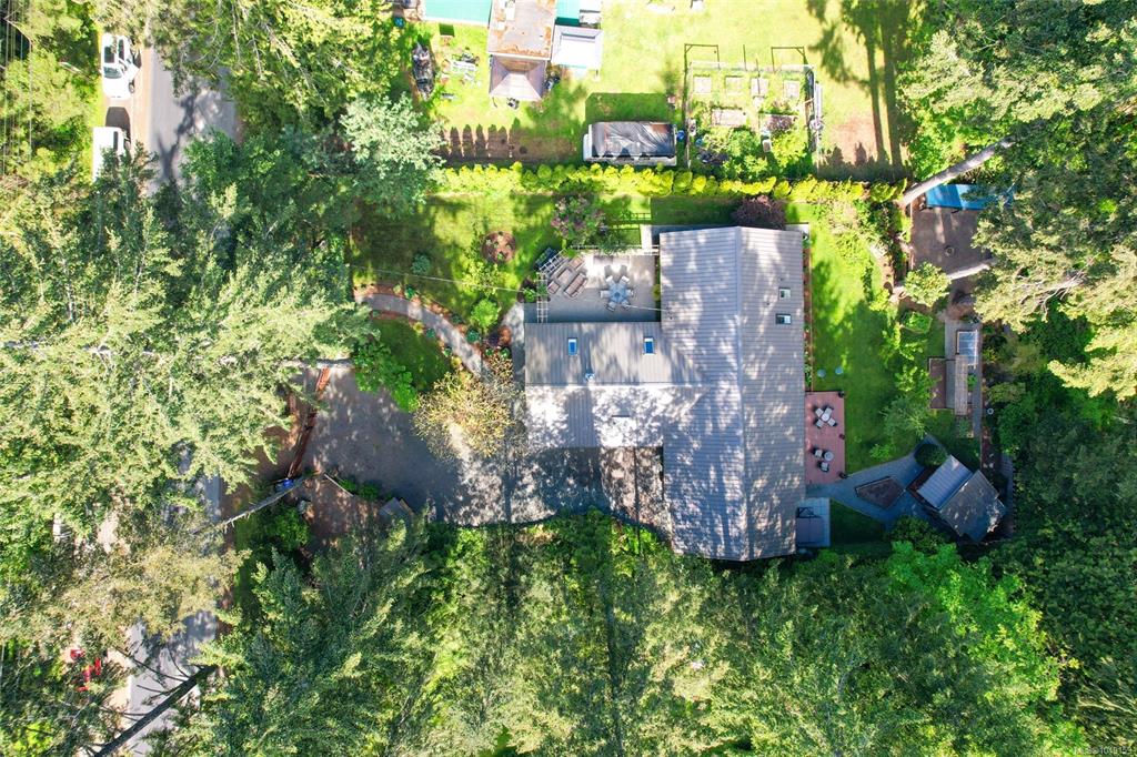 Fourth View of 1126 North Rd, Gabriola Island, BC, V0R 1X3
