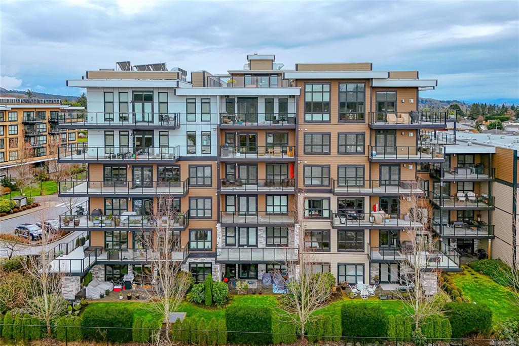 Second View of 741 Travino Lane, Travino Gardens, Saanich, BC, V8Z 0G3