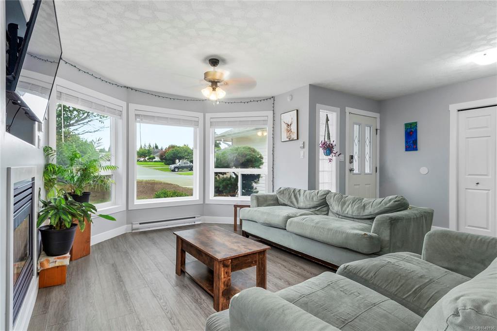 Third View of 1920 Cheviot Rd, Campbell River, BC, V9H 1R4