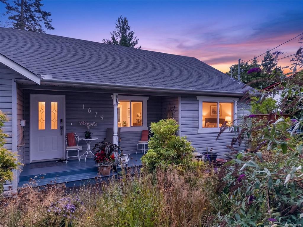 Third View of 1675 Noel Ave, Comox, BC, V9M 2G4
