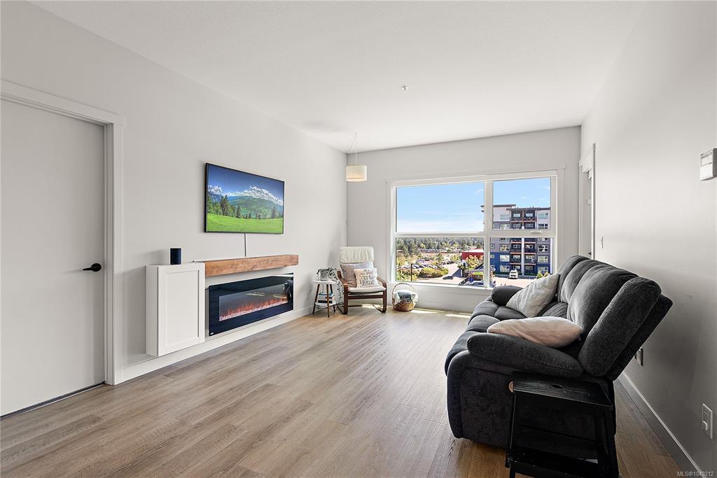 Fifth View of 2461 Gateway Rd, Sky Gate, Langford, BC, V9B 6M6
