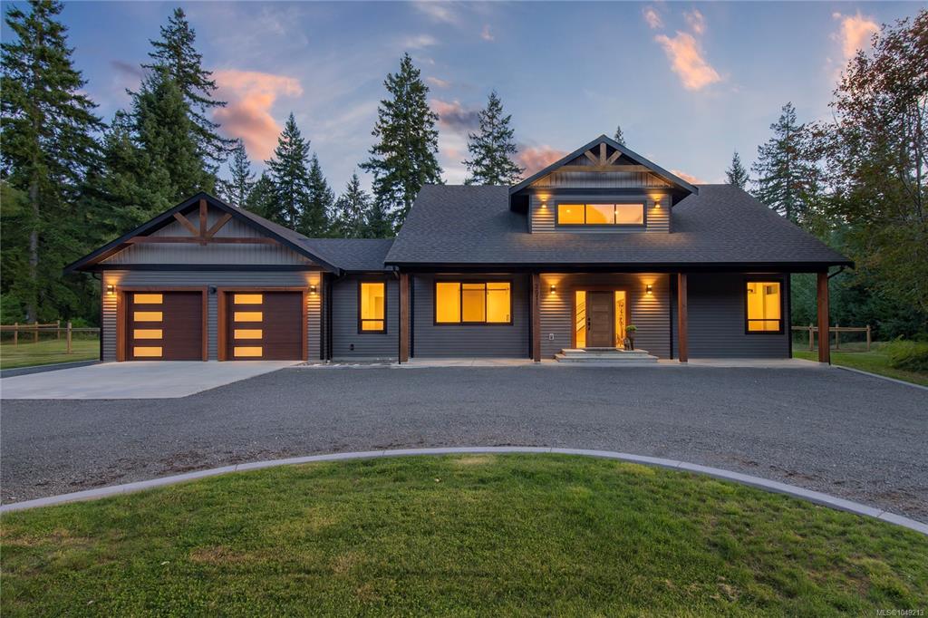 3811 Woodland Dr, 1049213, BC,