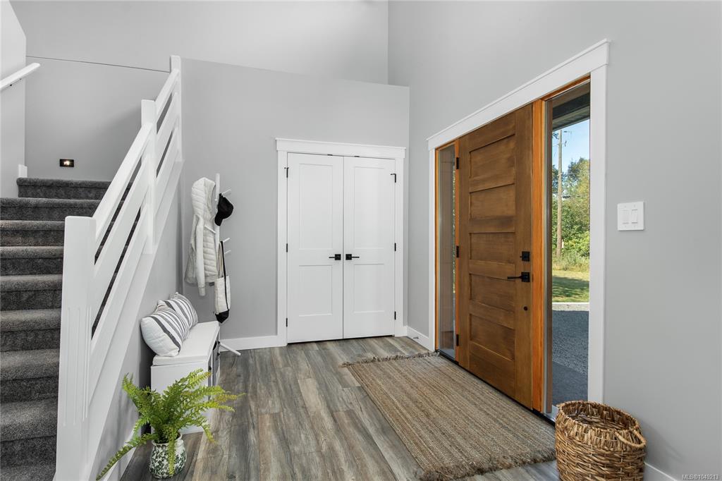Fourth View of 3811 Woodland Dr, Campbell River, BC, V9H 1B1