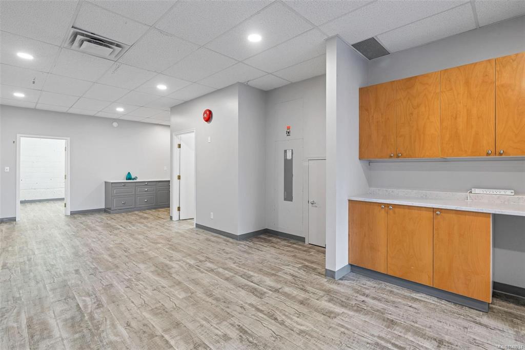 Fourth View of 415 Dunedin St, Victoria, BC, V8T 5M3