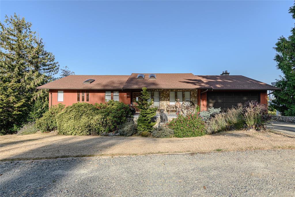 Fifth View of 8839 Forest Park Dr, North Saanich, BC, V8L 4E8