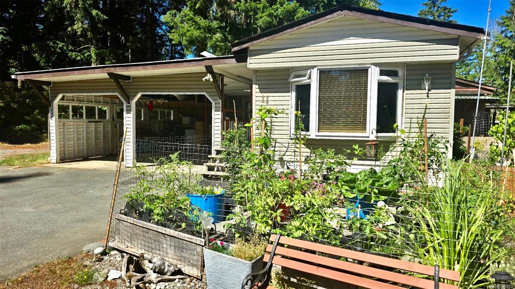 6225 Lugrin Rd, 1049222, BC,
