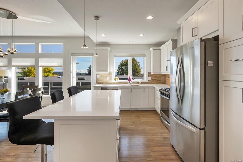 Fourth View of 325 Niluht Rd, Cascadia Views, Campbell River, BC, V9W 8G5
