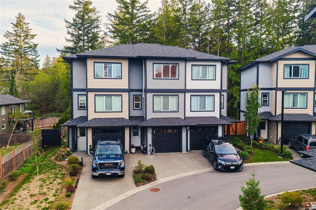 600 Ninth St, 1049246, BC,