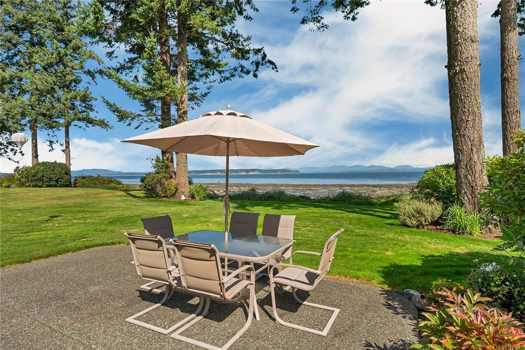 Fourth View of 3765 Island Hwy S, Campbell River, BC, V9H 1L6