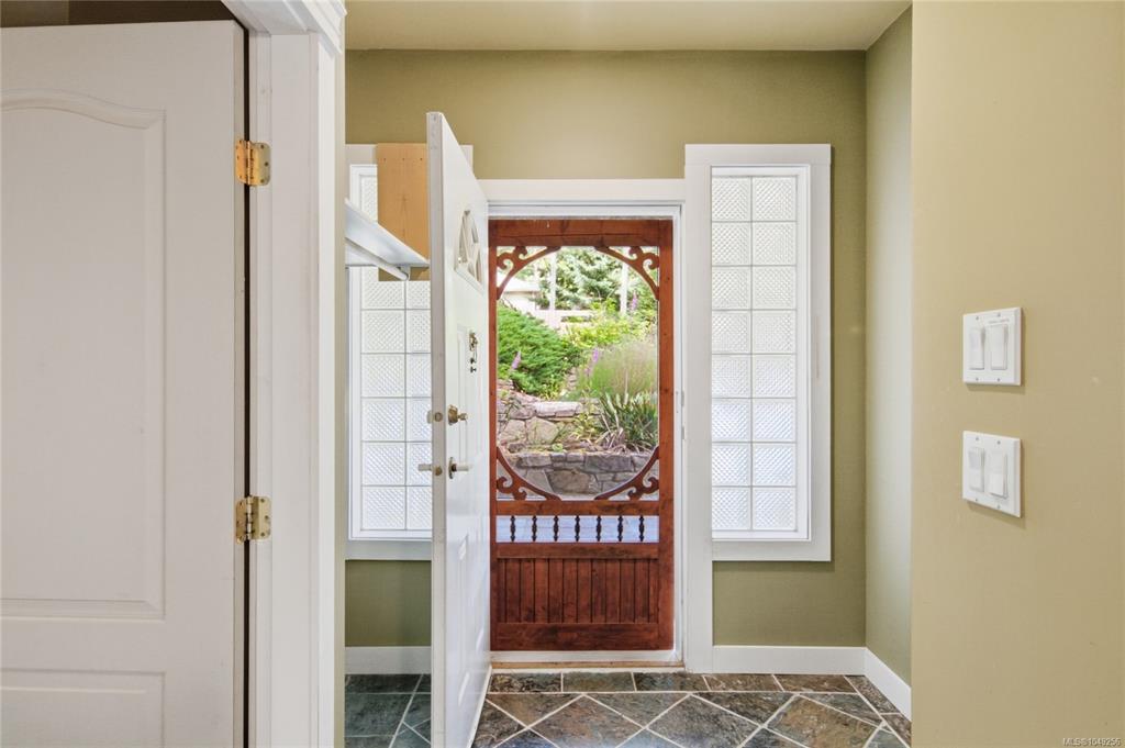 Fourth View of 7905 Plumper Way, Pender Island, BC, V0N 2M2