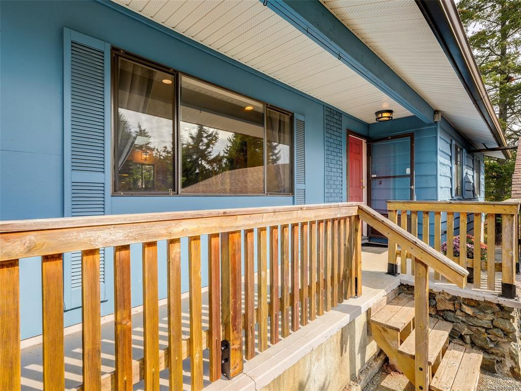 Third View of 905 Gade Rd, Langford, BC, V9B 4Z6