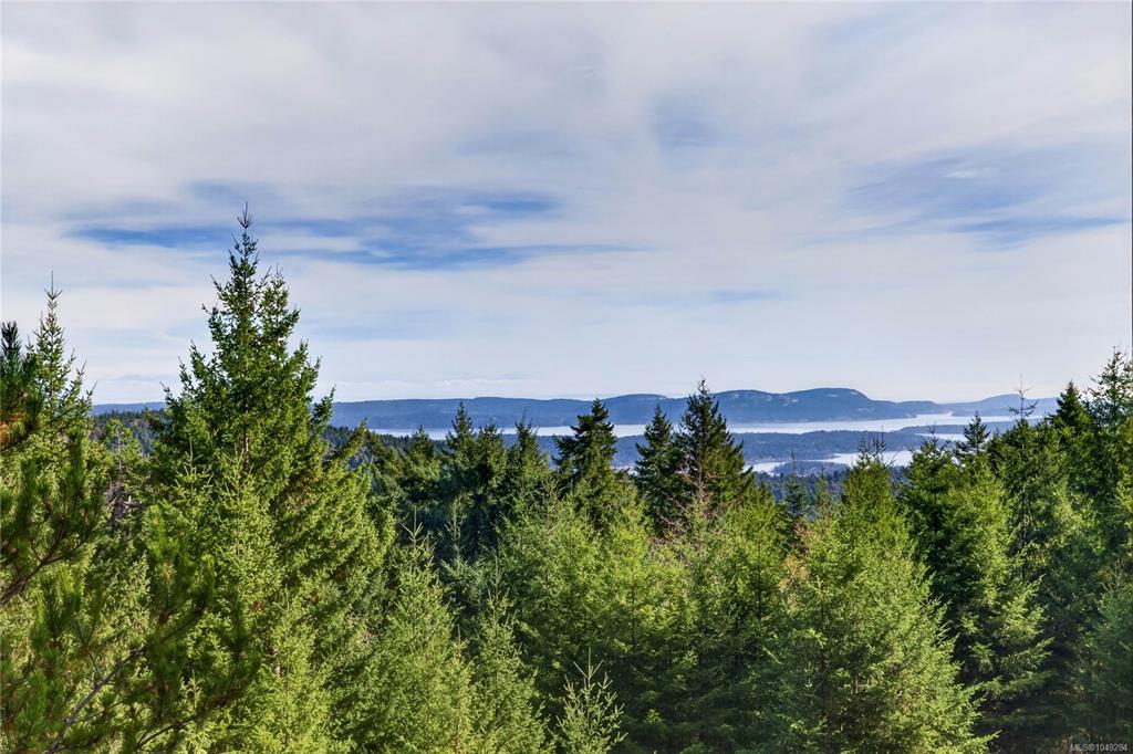 Fifth View of 360 Wright Rd, Salt Spring, BC, V8K 2H8