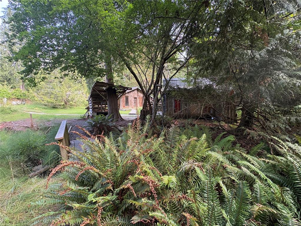 Second View of 215 Head St, Salt Spring, BC, V8K 1P4