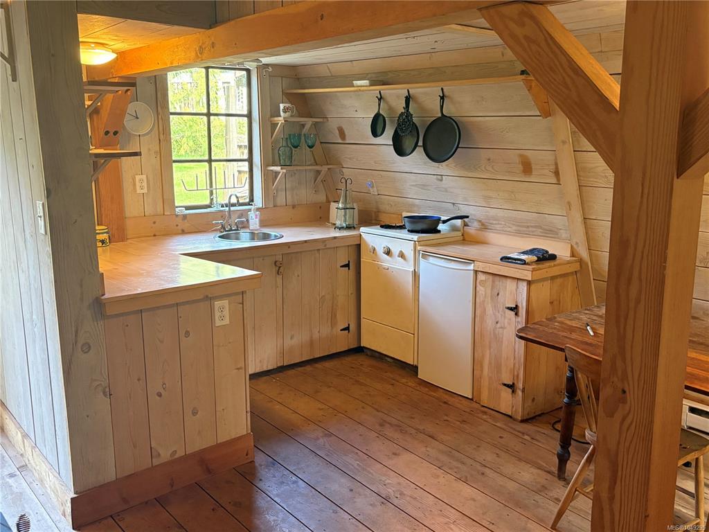 Third View of 215 Head St, Salt Spring, BC, V8K 1P4