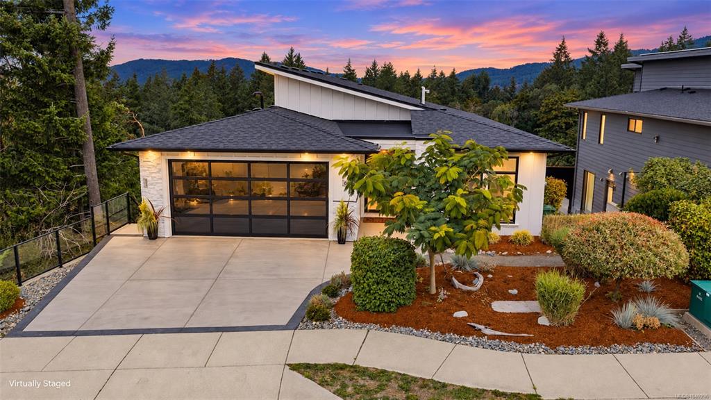 Second View of 6261 Highwood Dr, Duncan, BC, V9L 5W9