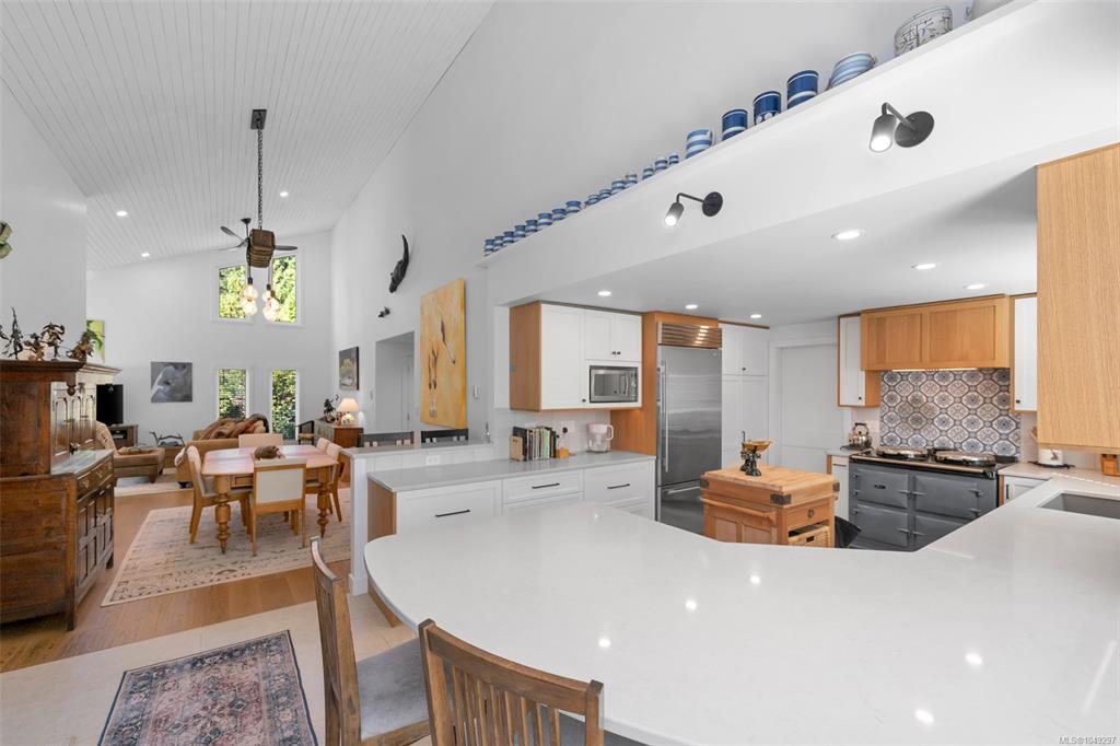 Fourth View of 10915 Cedar Lane, North Saanich, BC, V8L 5R1