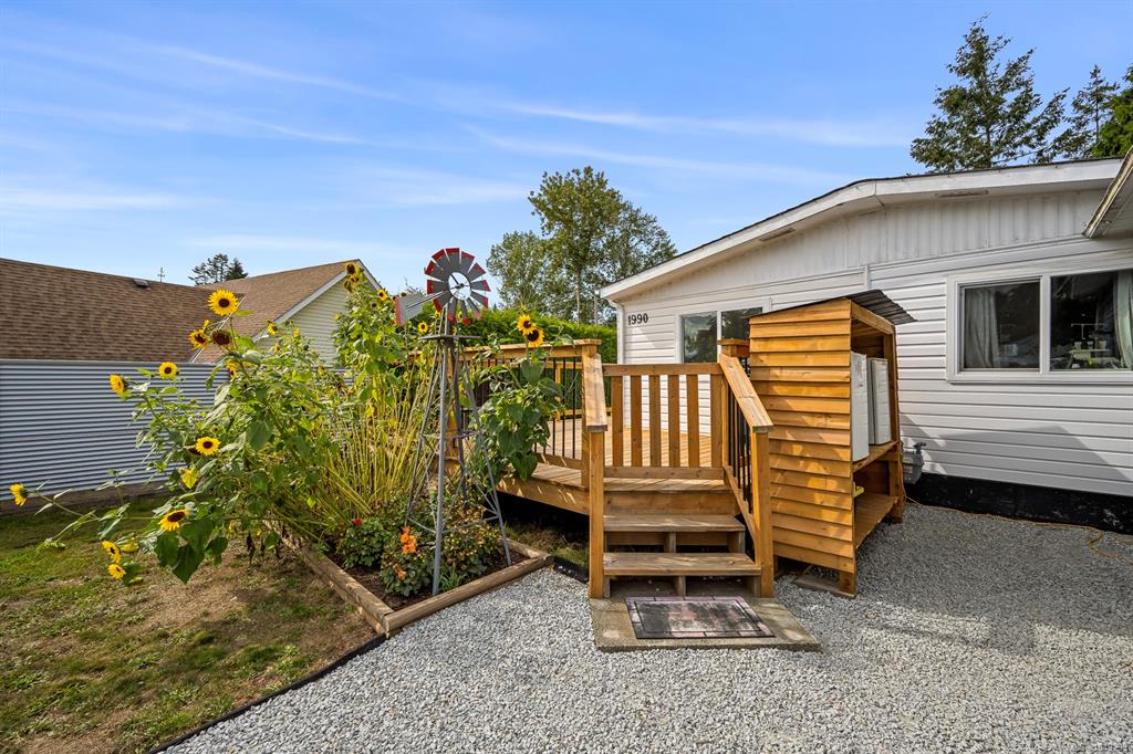 Third View of 1990 4th St E, Courtenay, BC, V9N 6V3