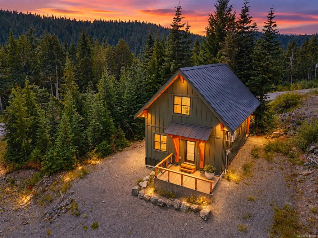 Fifth View of 415 Arrowsmith Ridge, Beaufort Heights, Courtenay, BC, V9J 1L0